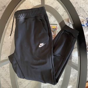 Nike Joggers (Never Worn)